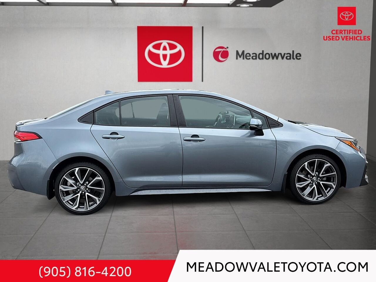 2021 Toyota Corolla UPGRADE Sunroof 18" Alloys, back up camera Celestite Mississauga - photo #2