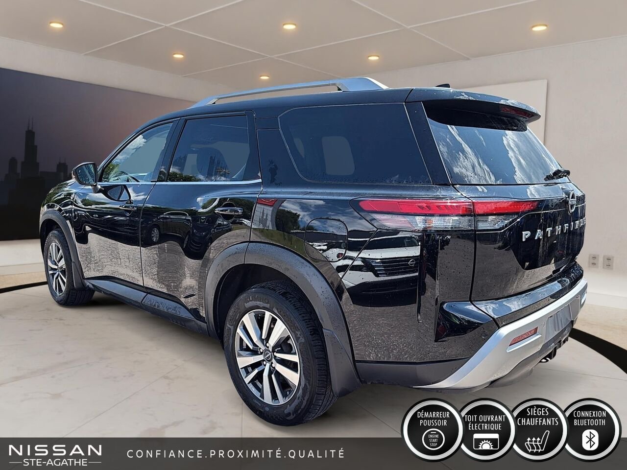Nissan Pathfinder 2024 Noir Saint-Jérôme - photo #4