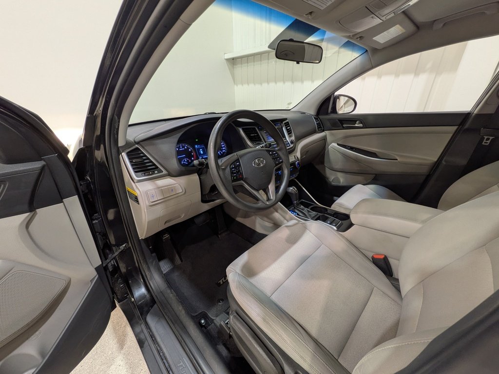 Hyundai Tucson FWD 4dr 2.0L 2017 Noir Val-David - photo #9