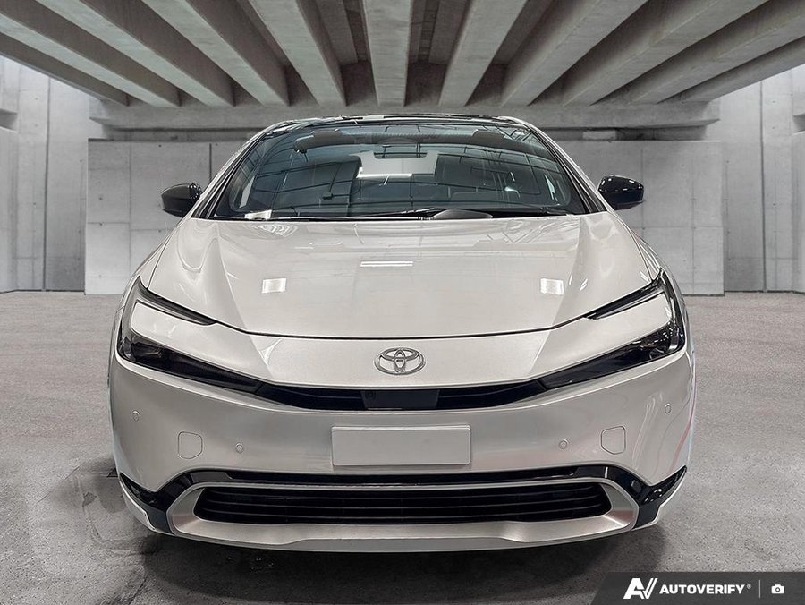2025 Toyota Prius Plug-In Hybrid 2025 White
