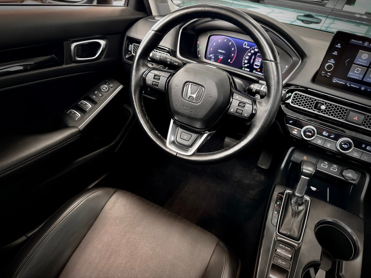 2022 Honda Civic Sedan Silver Notre-Dame-des-Prairies - photo #17