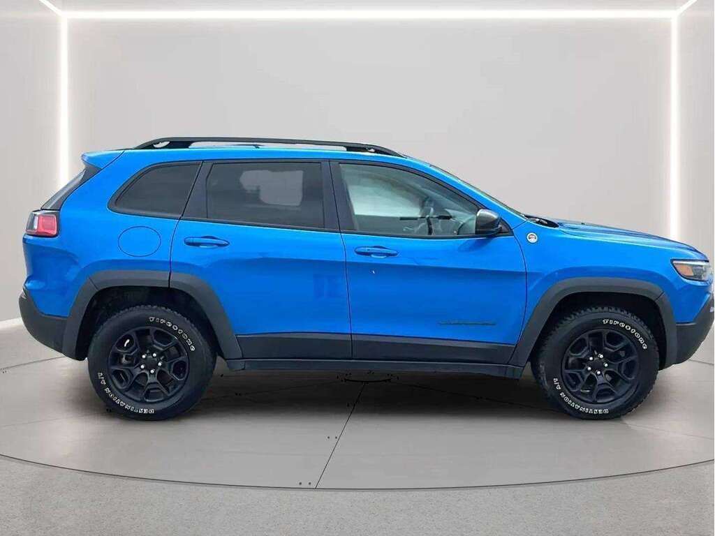 2022 Jeep Cherokee Blue Gatineau - photo #5