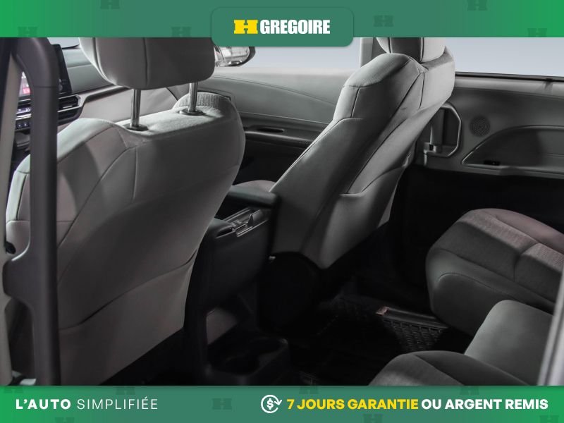 2023 Toyota Sienna Black Saint-Eustache - photo #22