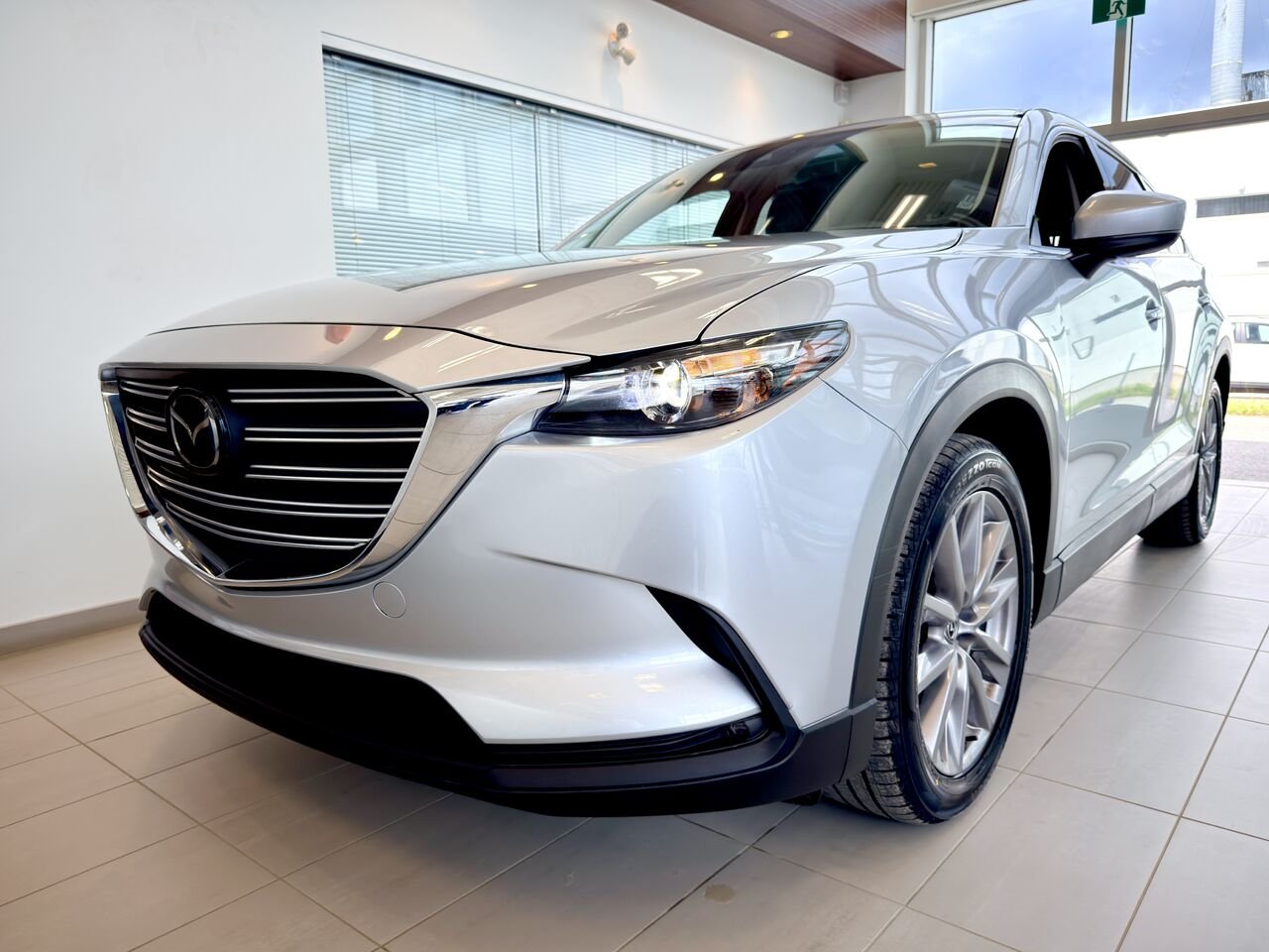 2022 Mazda CX-9 Grey Notre-Dame-des-Prairies - photo #4