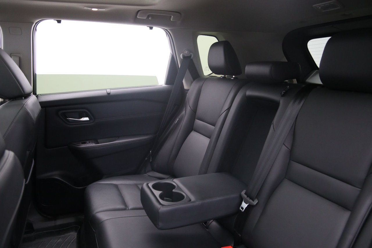 2025 Nissan Rogue VIN JN8BT3CBXSW147011 Blue Chicoutimi - photo #8
