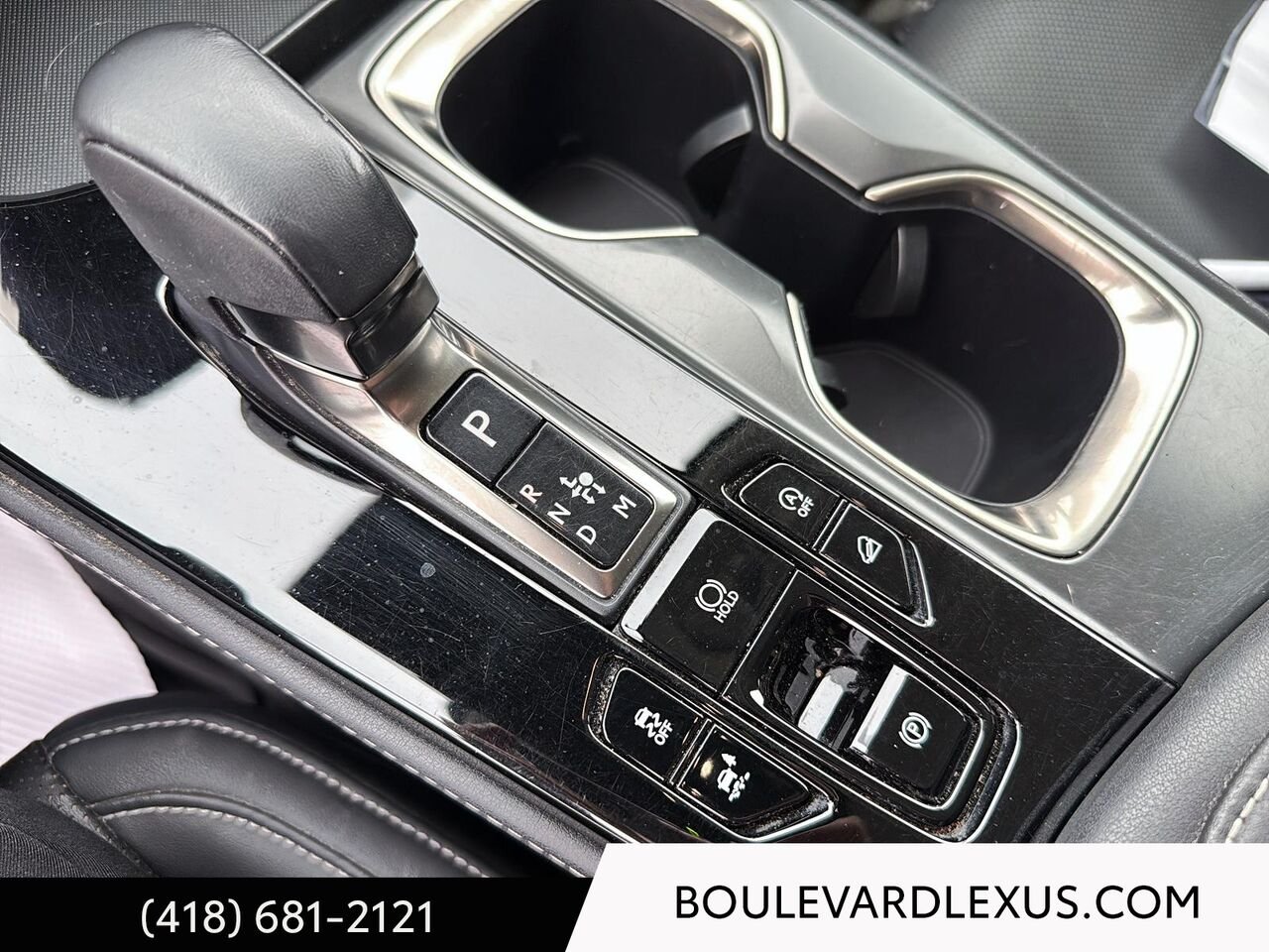 Lexus NX 19396A 2023 Argent Québec - photo #15