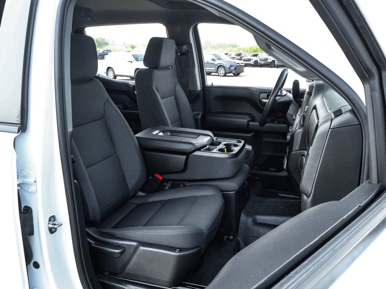 2024 Chevrolet Silverado 1500 4WD Crew Cab 147 Custom Trail Boss White Sherwood Park - photo #14