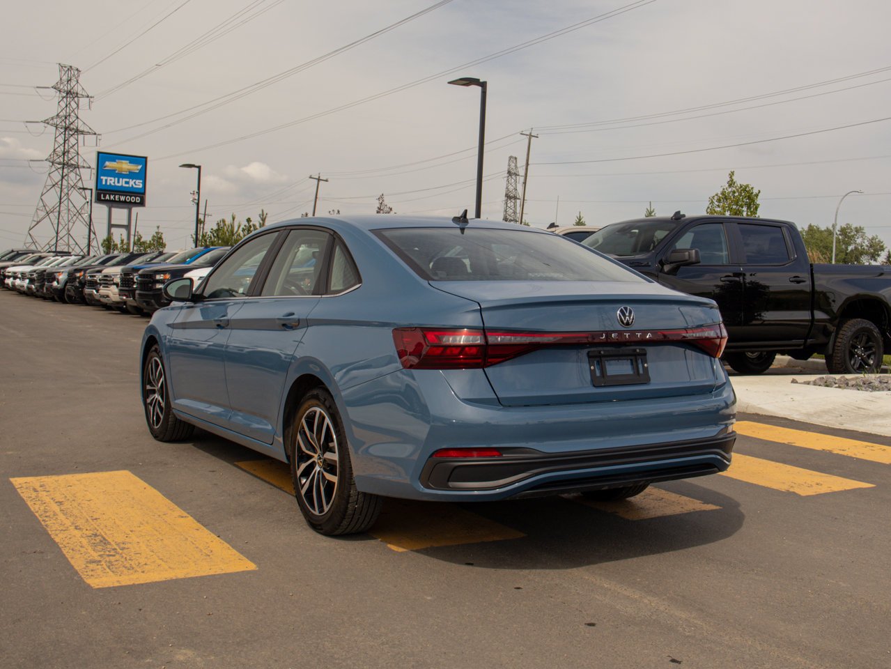 2025 Volkswagen Jetta Comfortline Auto Monterey Blue Pearl Sherwood Park - photo #7