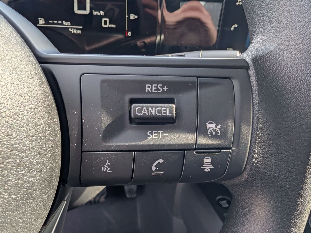 NISSAN Kicks KICKS S 2026 Gris poudre métallisé Châteauguay - photo #18