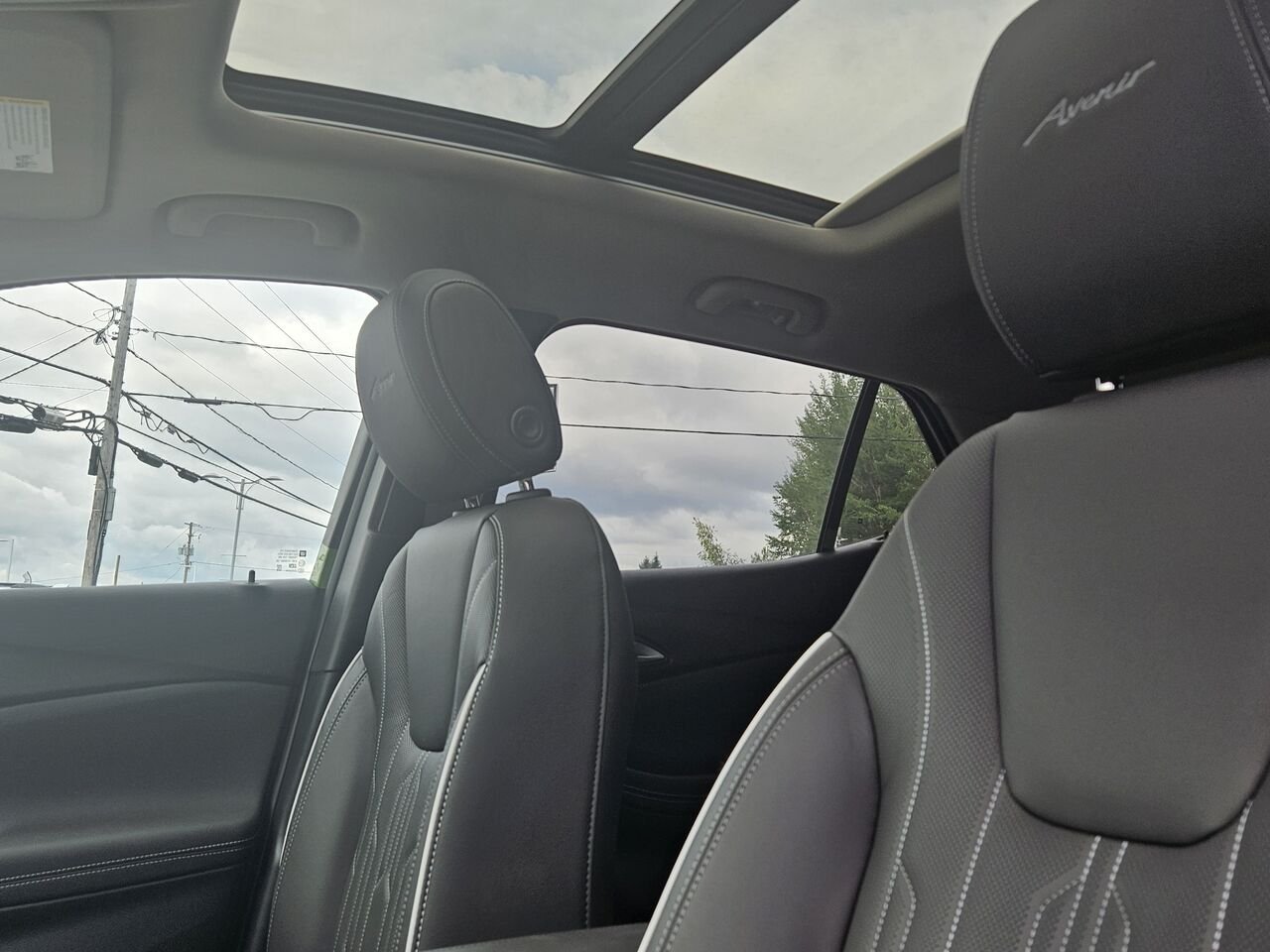 Buick Encore GX Avenir 4 portes TI 2026 Blanc givré, triple couche Thetford Mines - photo #16