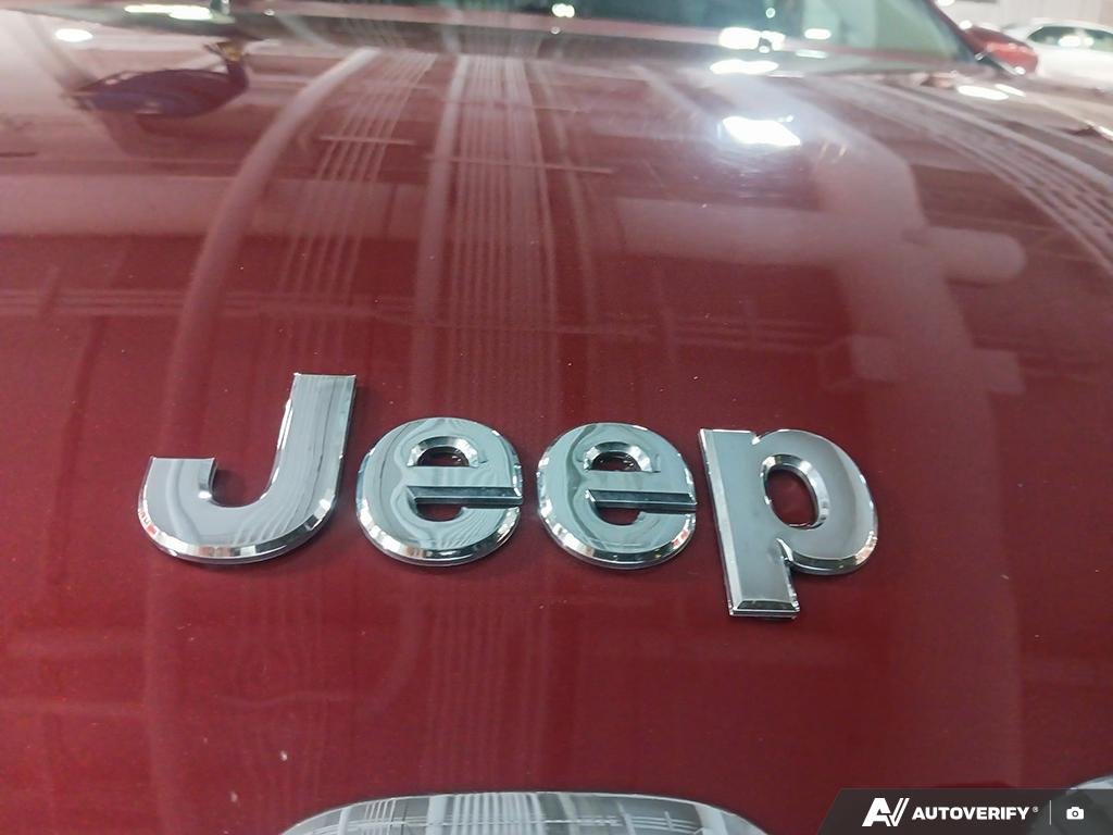 2015 Jeep Cherokee 2601729A | North Red Edmonton - photo #8