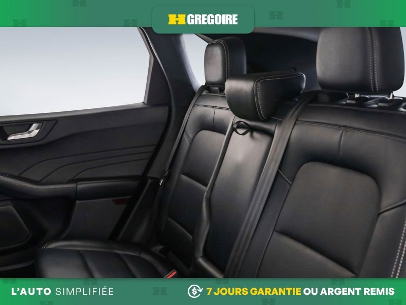 2022 Ford Escape Grey Laval - photo #26
