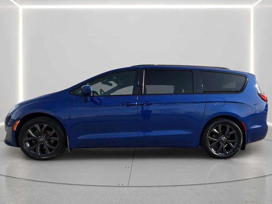 Chrysler Pacifica 2019 2019 Bleu