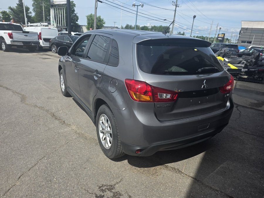 Mitsubishi RVR 2015 2015 Gris