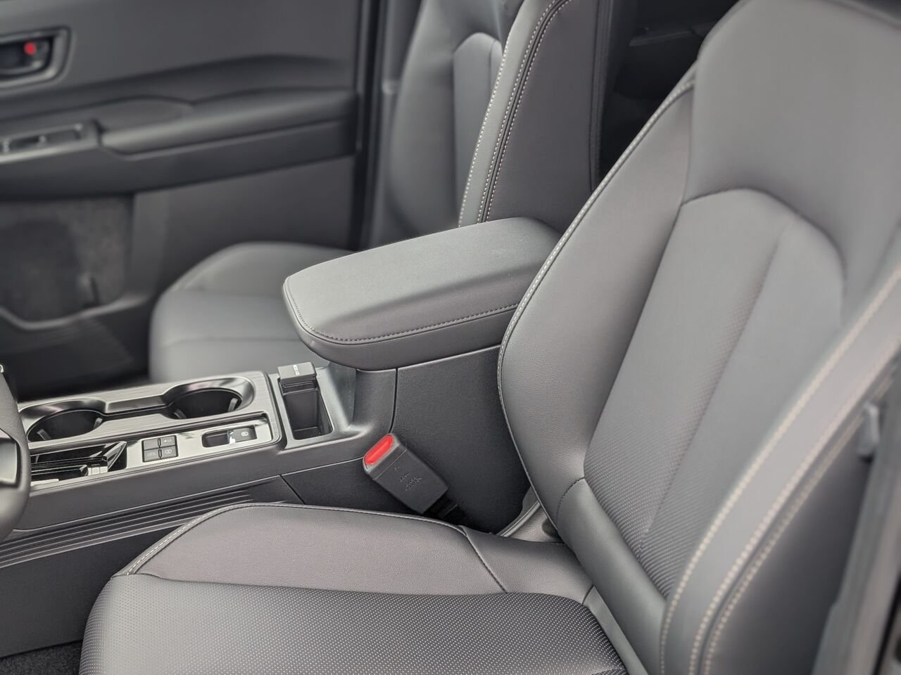 Subaru Outback Limited XT AWD 2026 Cristal noir silice Saint-Hyacinthe - photo #4
