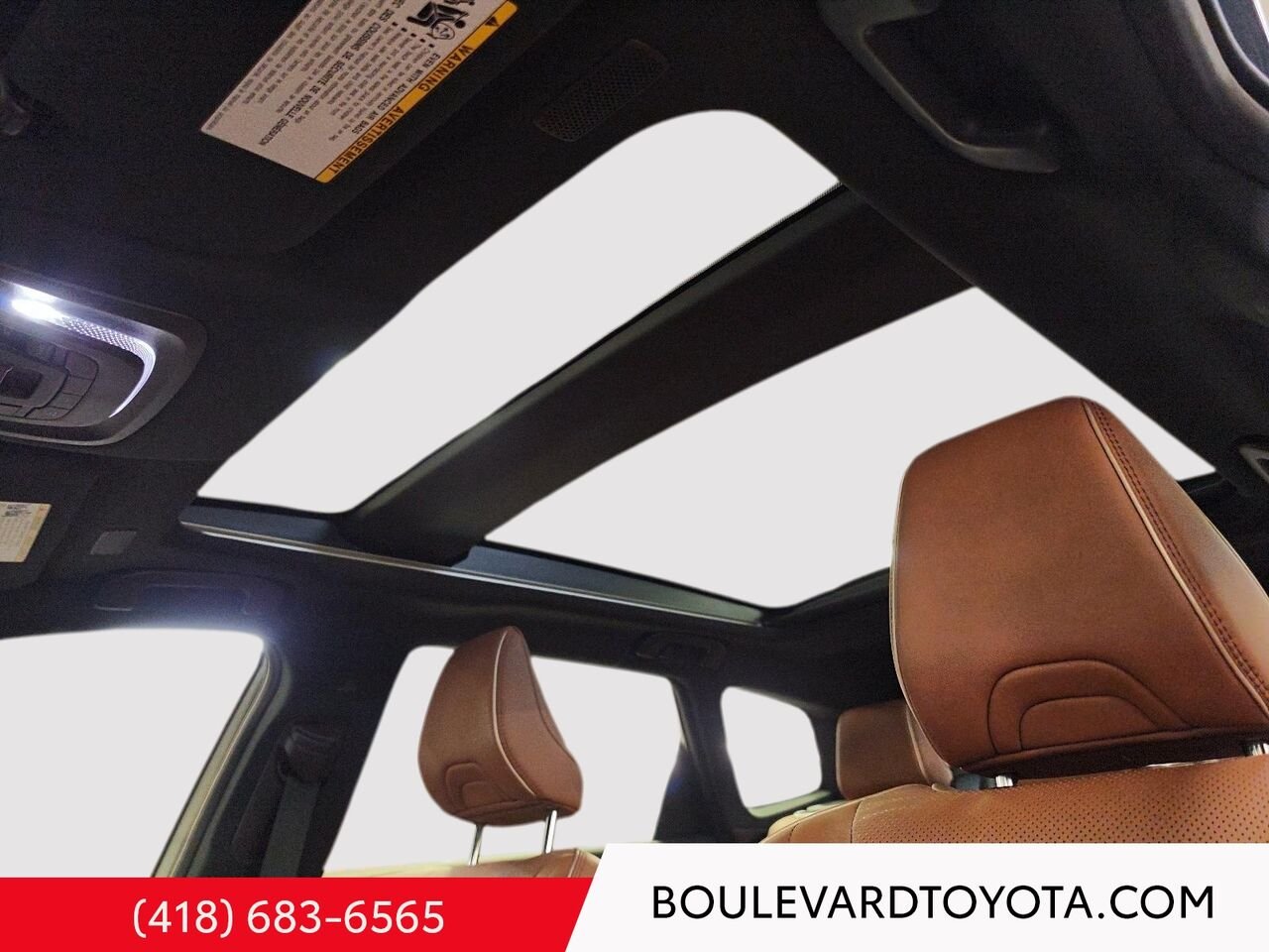 2025 Toyota Crown Signia 100029A-41 | LIMITED, AWD Storm Cloud Québec - photo #10