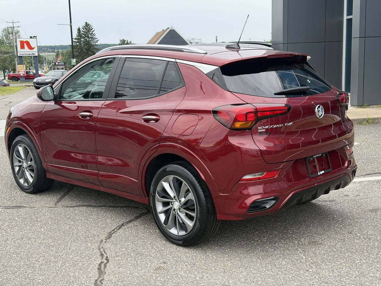 2023 Buick Encore GX ST AWD Red Ste-Marie - photo #7