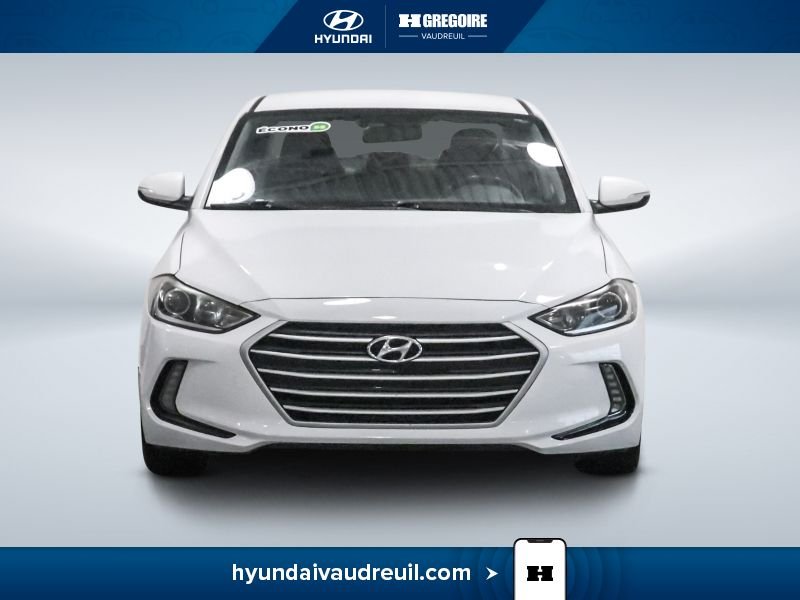 Hyundai Elantra 2017 Blanc Saint-Eustache - photo #2