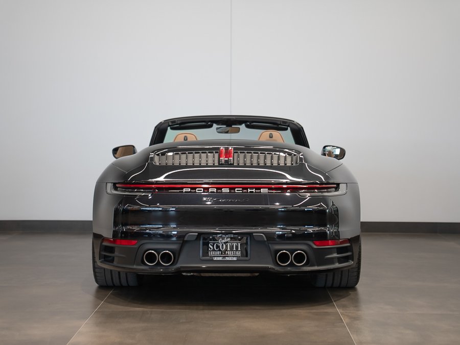 2022 Porsche 911 2022 Black