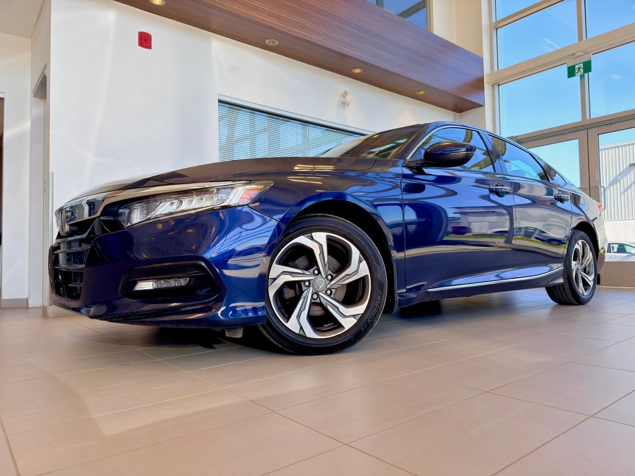 Honda Accord Sedan 2018 Bleu Notre-Dame-des-Prairies - photo #1