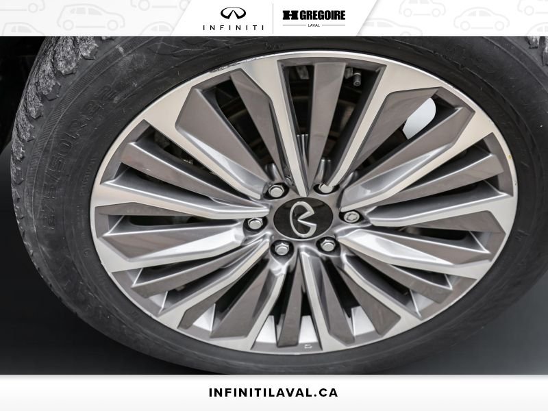 2025 Infiniti QX80 Laval - photo #11