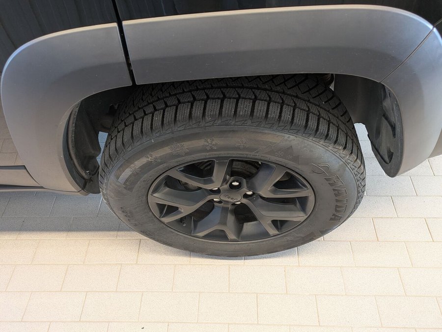 2017 Jeep Cherokee L Plus PKG 4X4 Black