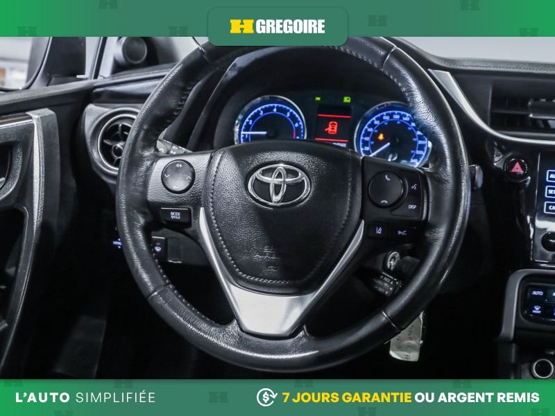 Toyota Corolla 2019 Blanc Saint-Eustache - photo #17