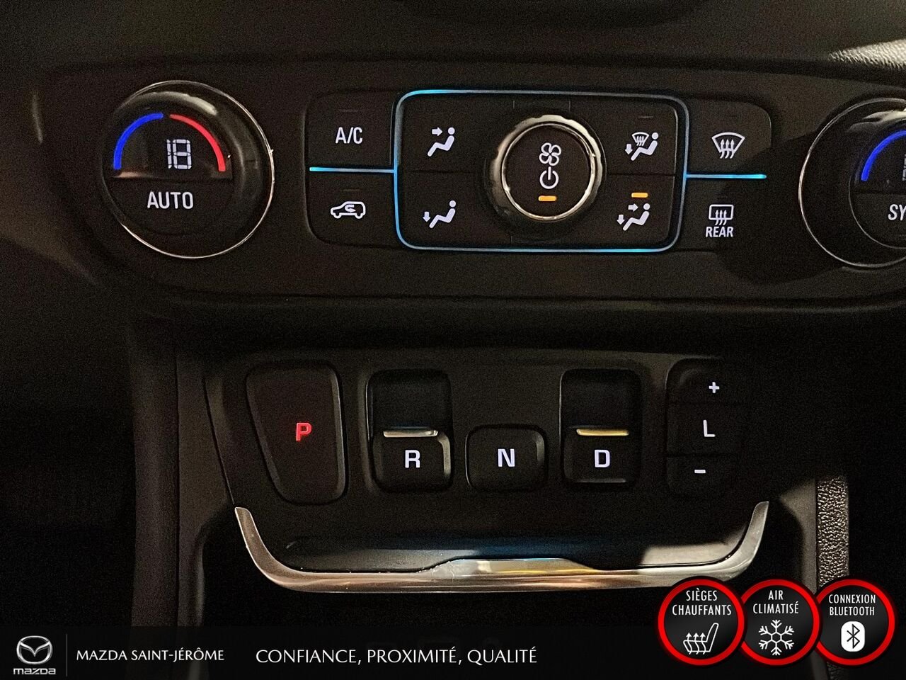 2020 GMC Terrain SLE | BLACK EDITION | AWD | 2.0L Silver Saint-Jérôme - photo #18