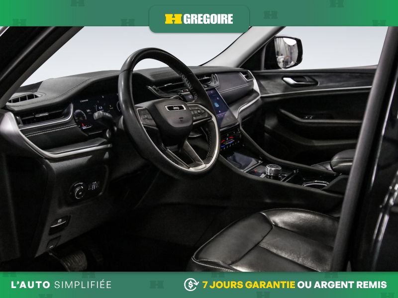 Jeep Grand Cherokee 2023 Noir Laval - photo #8