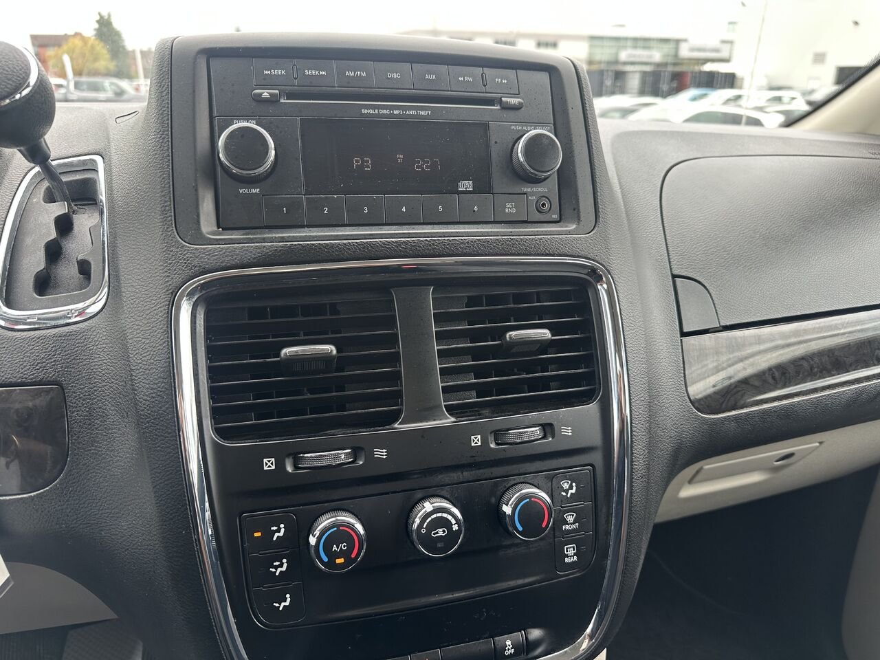 2019 DODGE CARAVAN Ensemble Valeur plus 2RM Grey Gatineau - photo #9