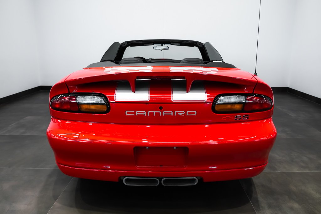 2002 Chevrolet Camaro SS PRIX EN USD *CAR IN MILES * Red Montreal - photo #5