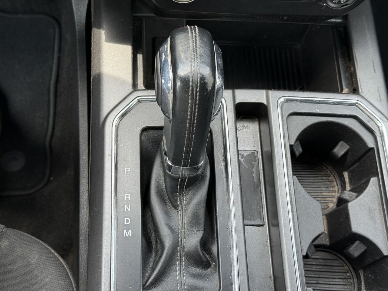 Ford F-150 XLT SUPERCREW 2018 Blanc Granby - photo #19