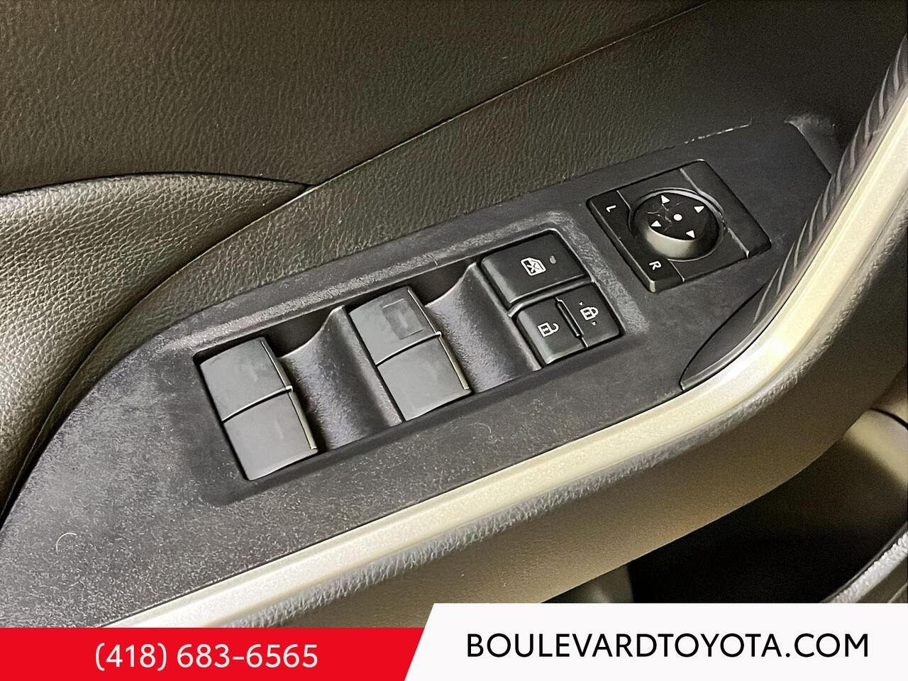 2024 Toyota RAV4 Prime 99538B-21 | SE HYBRIDE, AWD Silver Sky Metallic Québec - photo #7