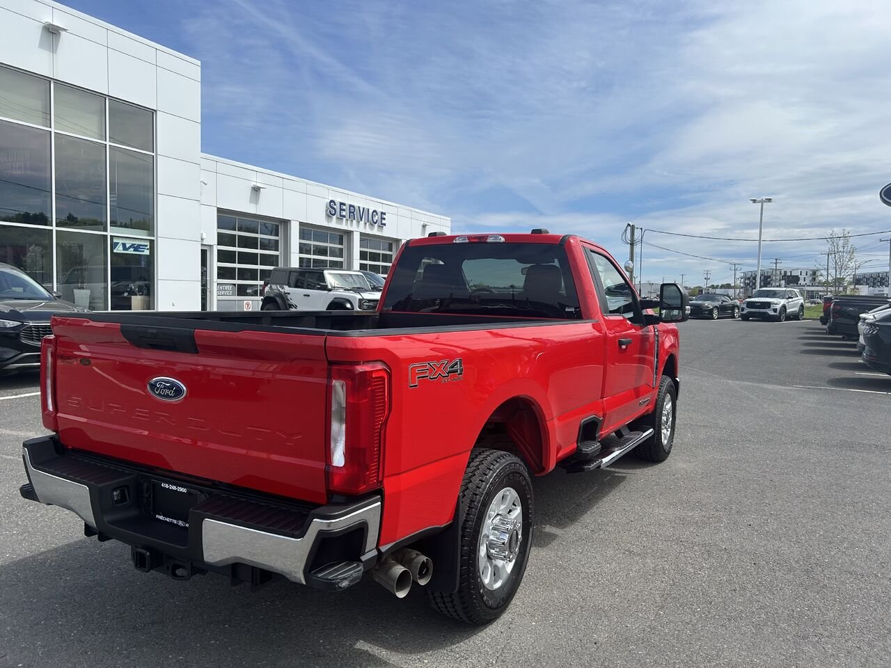 Ford Super Duty F-350 à roues arrière simples 2023 Rouge Montmagny - photo #2