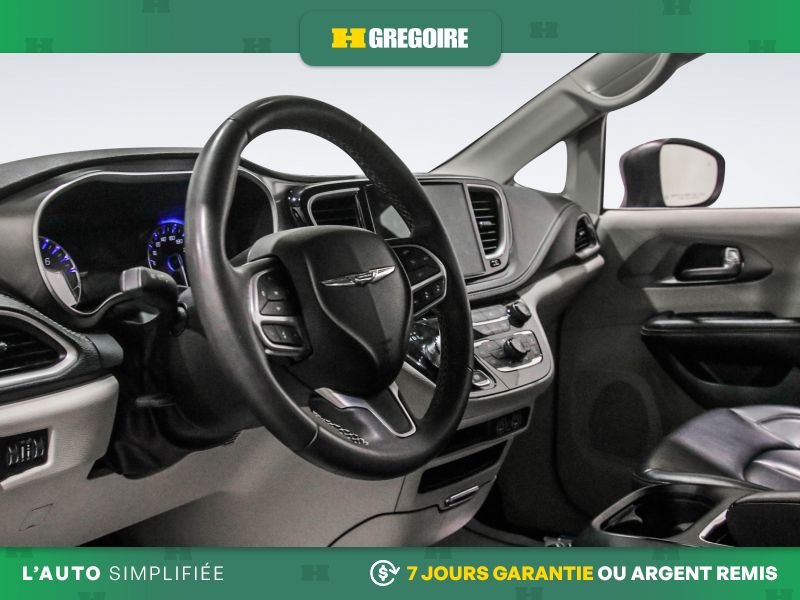 Chrysler Pacifica 730461 | Touring L AUTO A/C CUIR GR ELECT MAGS CAM BLUETOOT 2023 Noir Laval - photo #11