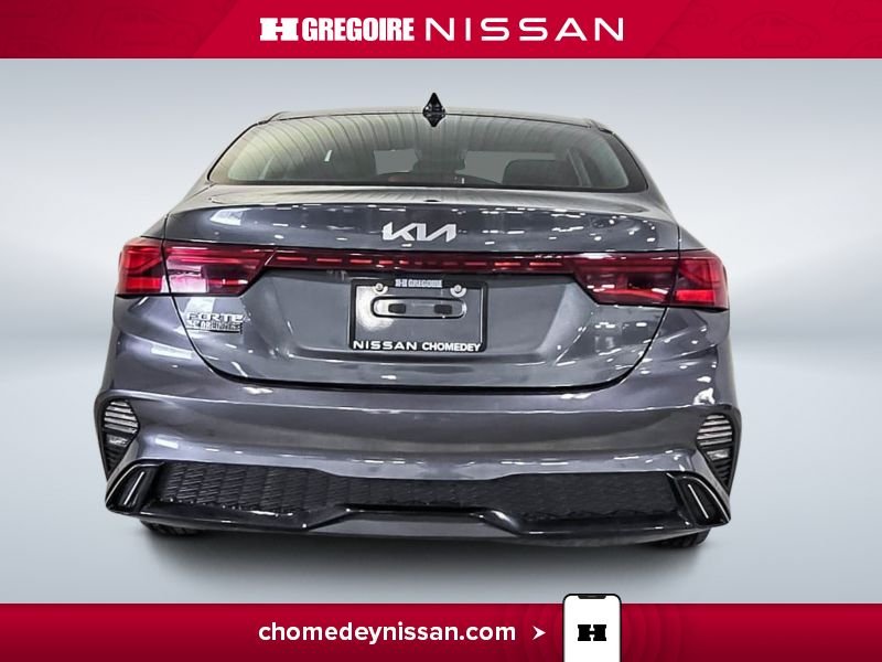 2023 Kia Forte Grey Blainville - photo #7