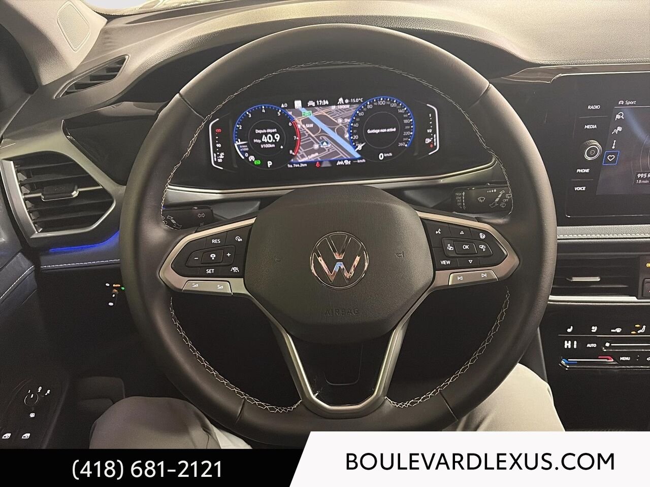 Volkswagen Taos 601130B 2025 Argent Québec - photo #11