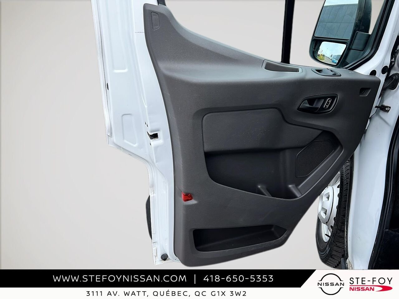 2025 Ford Transit fourgon utilitaire White Ste-Foy - photo #10