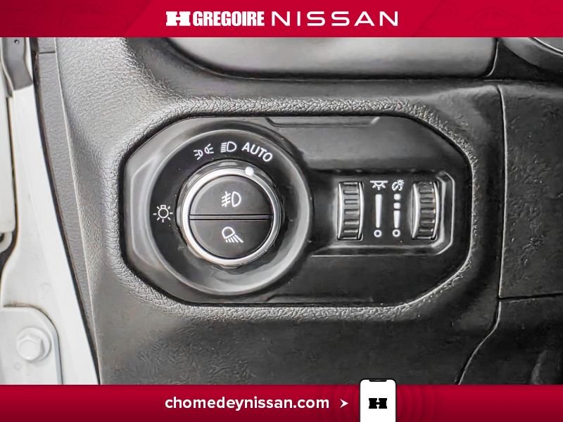 2022 Jeep Gladiator White Saint-Eustache - photo #14