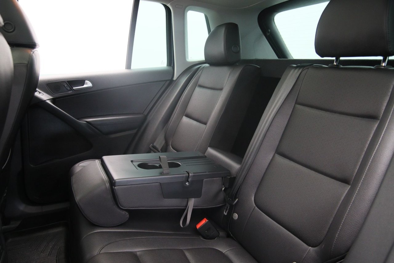 Volkswagen Tiguan NIV WVGNV7AX5HK016430 2017 Bleu Baie-Comeau - photo #8
