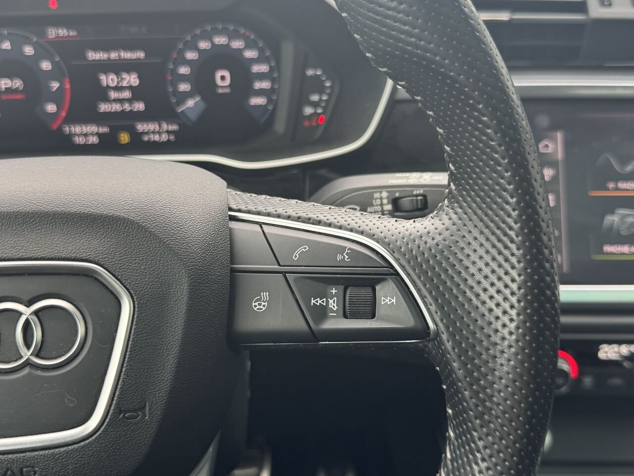 2020 Audi Q3 Progressiv White Granby - photo #17