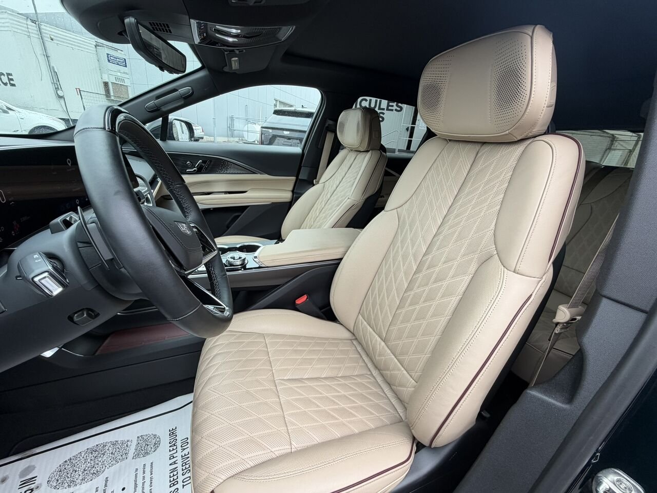 2024 Cadillac LYRIQ SPORT AWD NIVEAU 3 NAPPA FINANCEMENTÀ PARTIR 0.99% Green Laval - photo #22
