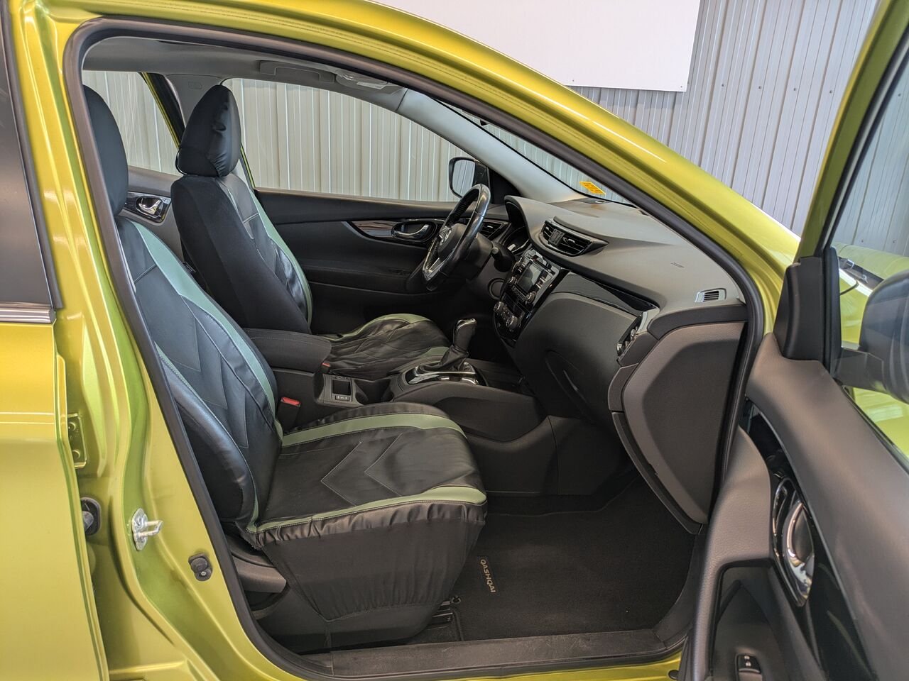 2017 Nissan Qashqai Green Gatineau - photo #13