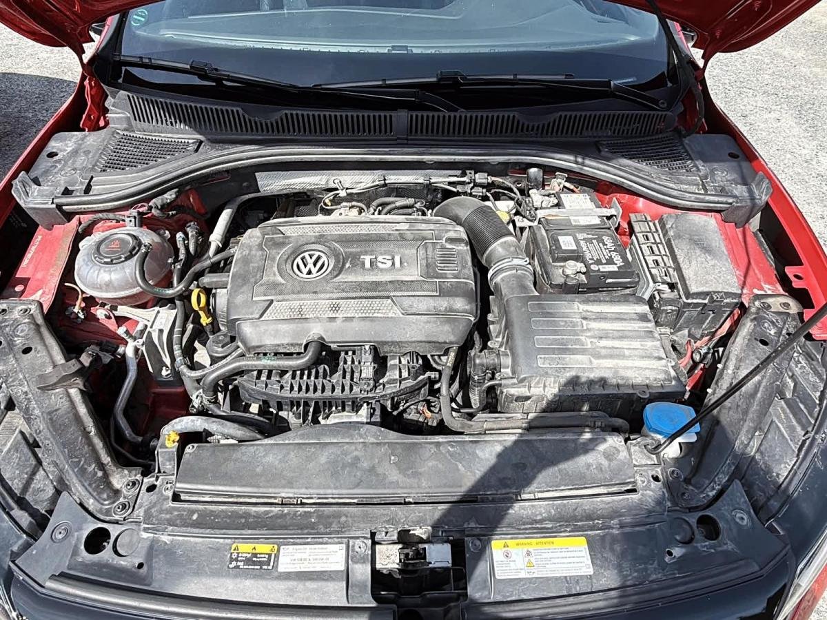 2023 Volkswagen Jetta GLI Red Rouyn-Noranda - photo #7
