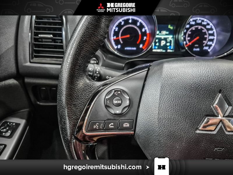 Mitsubishi RVR 2023 Noir Laval - photo #17