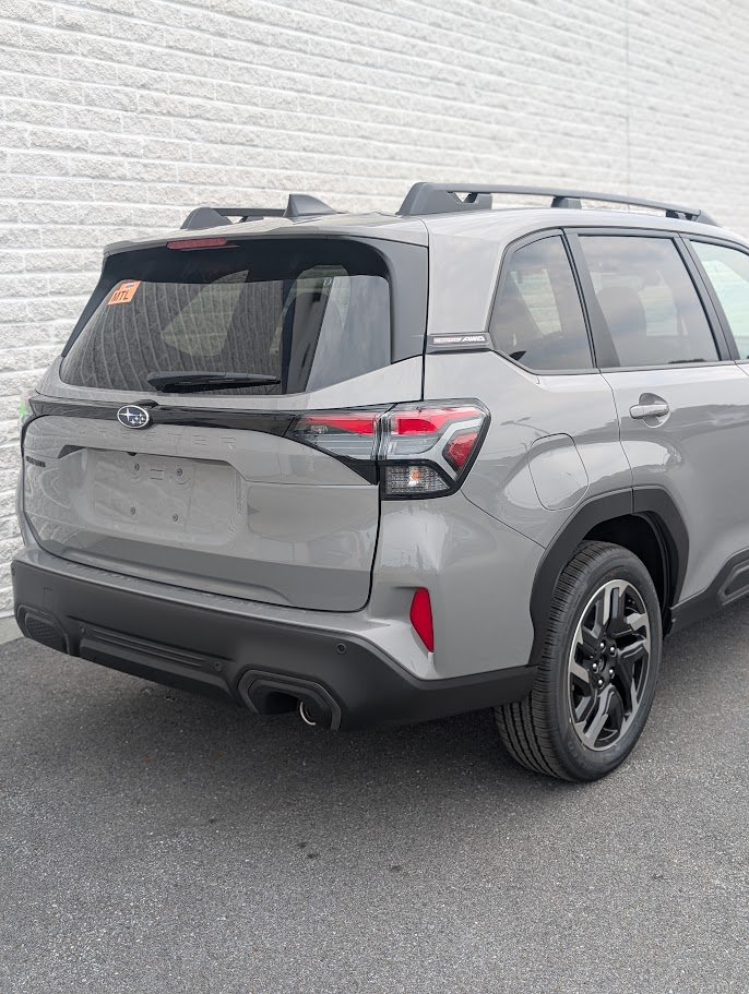 2026 SUBARU Forester LIMITED River Rock Pearl Saint-Hyacinthe - photo #1