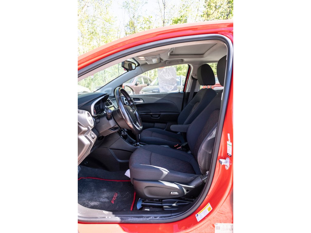 Chevrolet Sonic 2017 Rouge Gatineau - photo #8