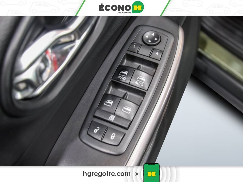 2019 Jeep Cherokee Green Laval - photo #14