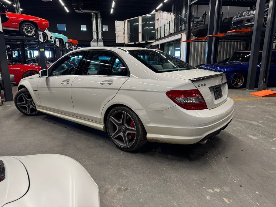 2010 Mercedes-Benz C-Class 2010 White