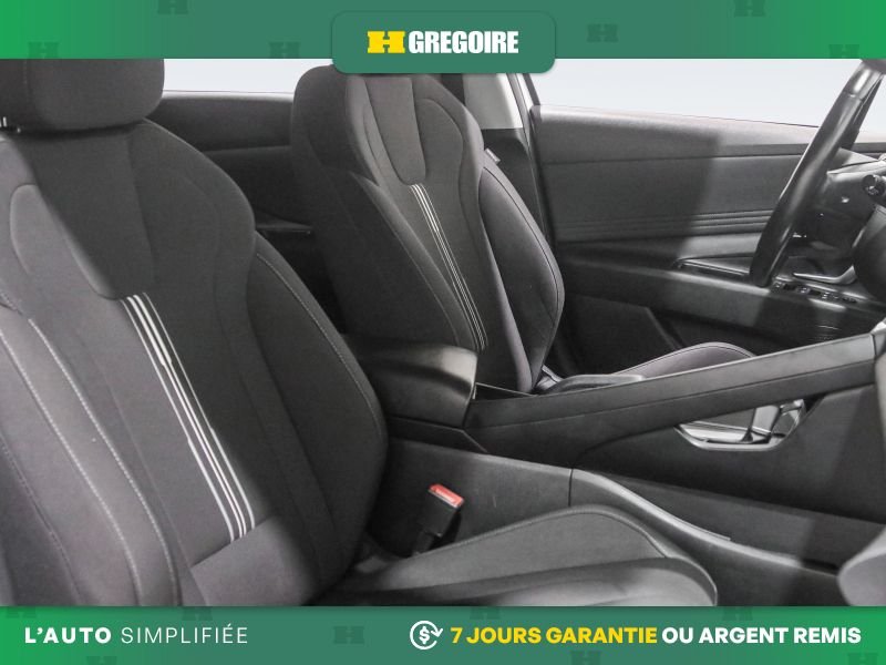 Hyundai Elantra 730566 | Preferred AUTO A/C GR ELECT MAGS CAM BLUETOOTH 2022 Blanc Laval - photo #27